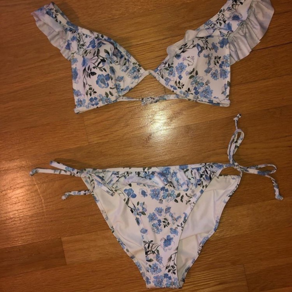 H&M Bikini Blue Floral